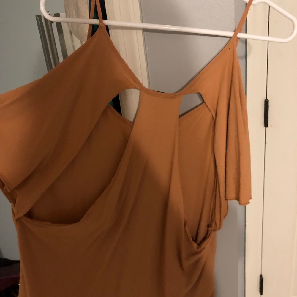 Cold Shoulder Top - Picture 4 of 5